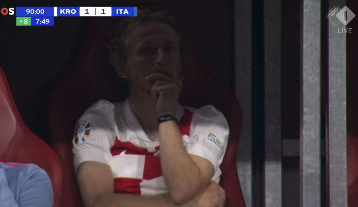 Gol w 98. minucie uratował Włochów! Chorwacja praktycznie poza turniejem! [WIDEO]