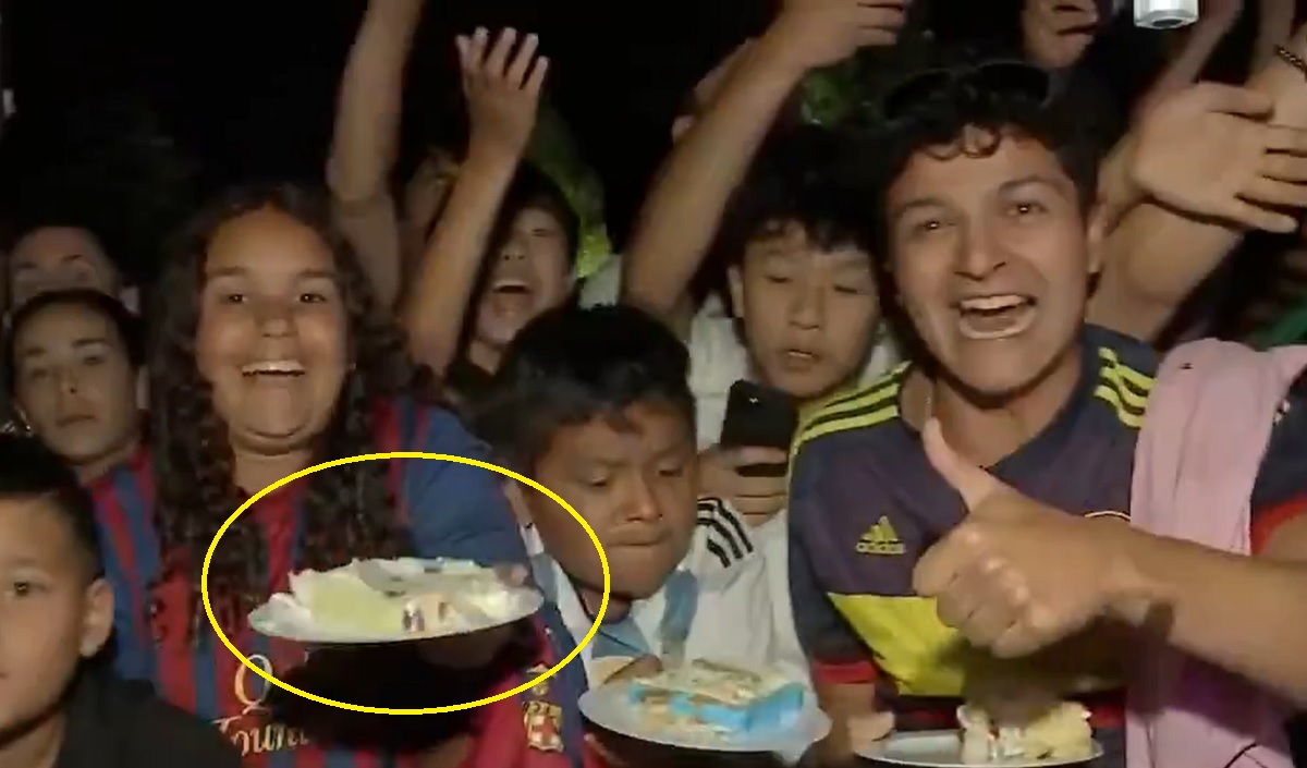 Impreza przed hotelem argentyńskiej kadry. Tak świętowano urodziny Messiego [WIDEO]