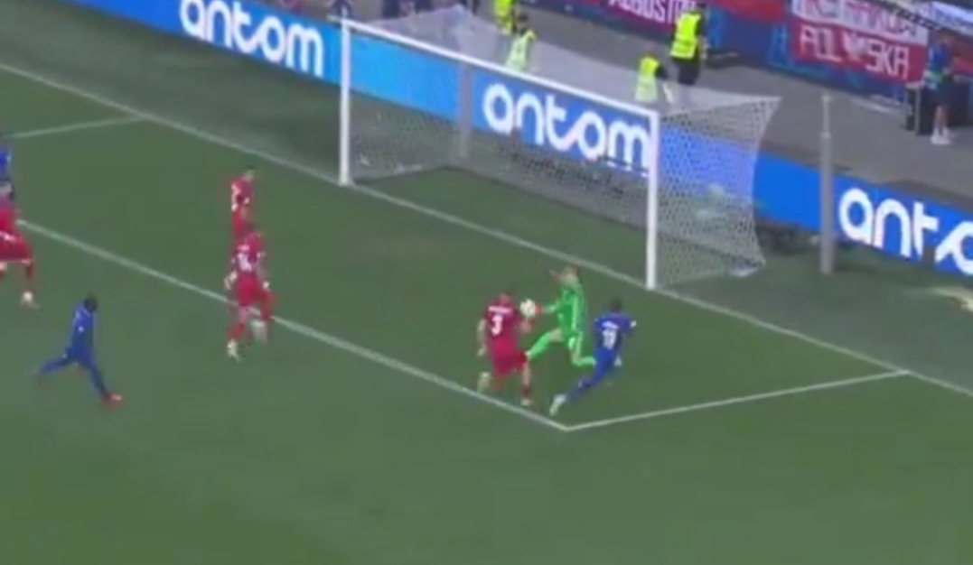 Show Skorupskiego! Broni jak w transie, Mbappe bezradny [WIDEO]
