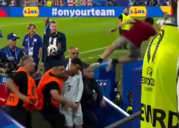 Kibic wyskoczył prosto na Ronaldo! To mogło skończyć się fatalnie [WIDEO]