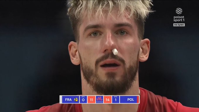 Rozbity nos? Żaden problem. Sceny w meczu Polski [WIDEO]