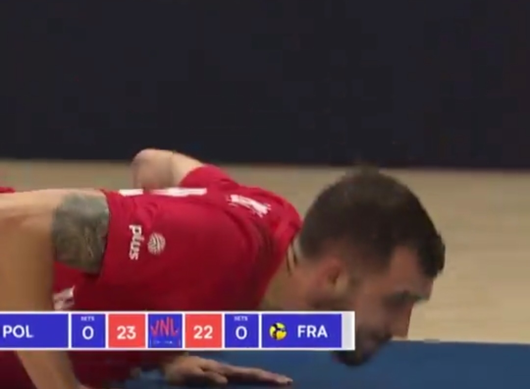 Hit! Polski siatkarz padł i zaczął robić pompki [WIDEO]