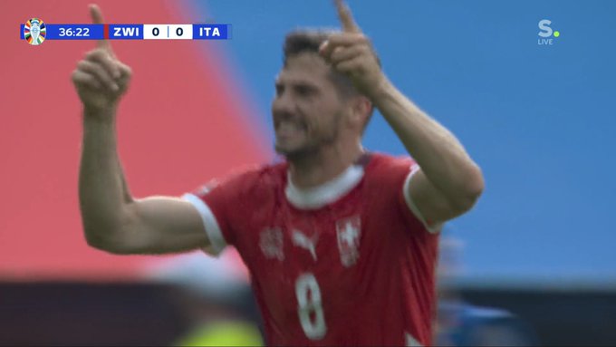 Włochy na kolanach! Kolejny gol dla Szwajcarii [WIDEO]