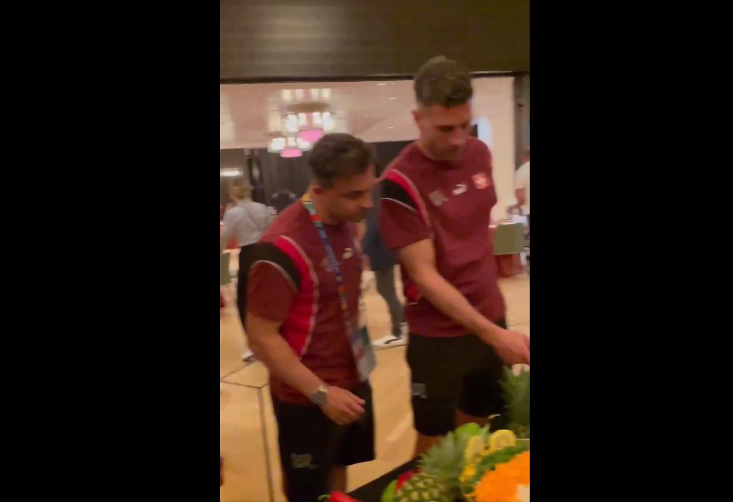 Tak Szwajcarzy świętowali triumf. Włosi mają czego żałować [WIDEO]