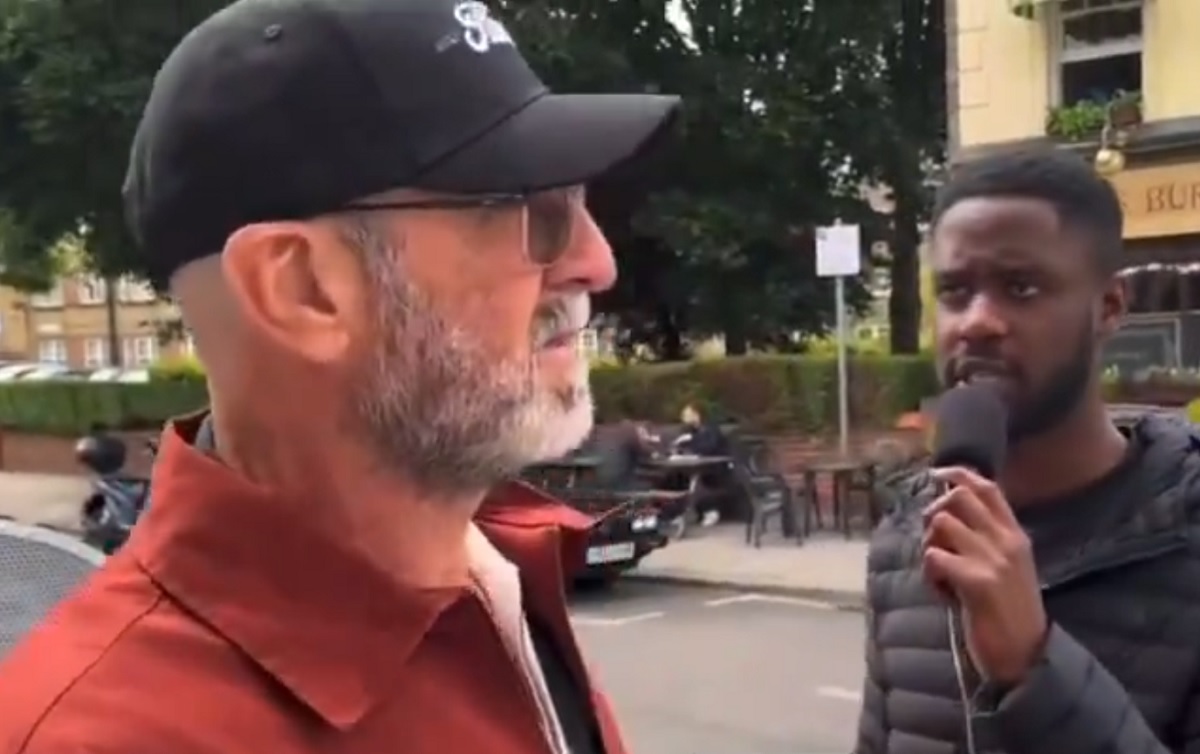 Legendarny gracz Manchesteru United zaskoczył. Niewiarygodne, co trzymał na smyczy [WIDEO]