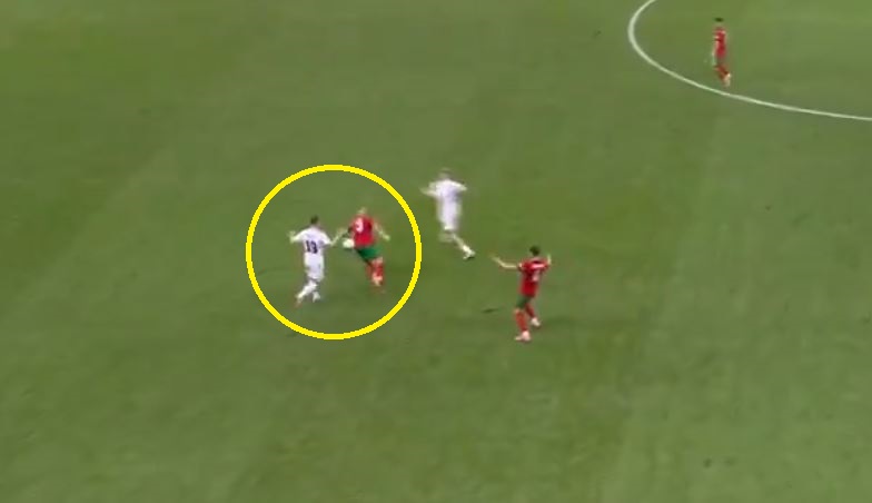 Koszmarny błąd Pepe, Portugalia mogła odpaść! Słoweniec fatalnie strzelił [WIDEO]
