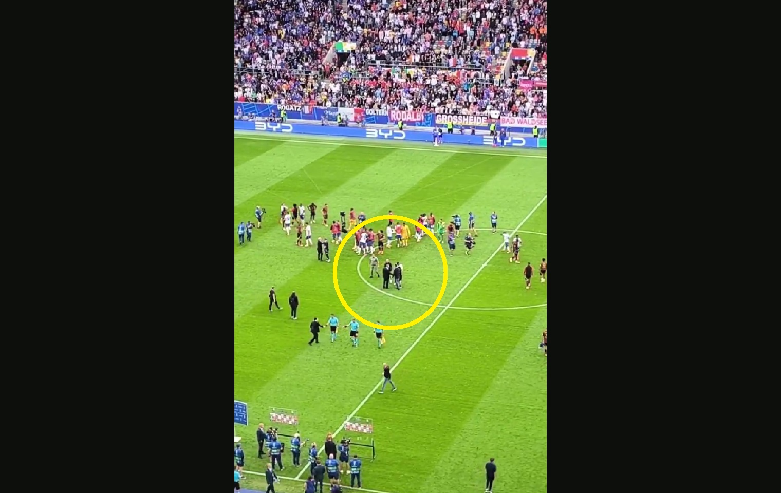 Wielki gest Mbappe. Kapitalne zachowanie po meczu [WIDEO]