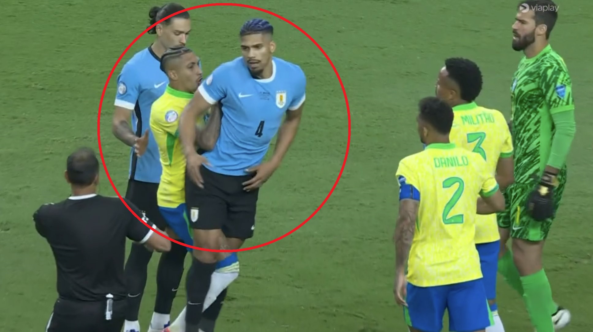 Ostre spięcie piłkarzy Barcelony! Przepychanka w ćwierćfinale Copa America [WIDEO]