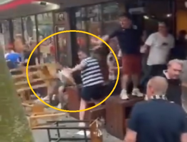Bitwa w Dortmundzie! Holendrzy rzucili się na Anglików [WIDEO]