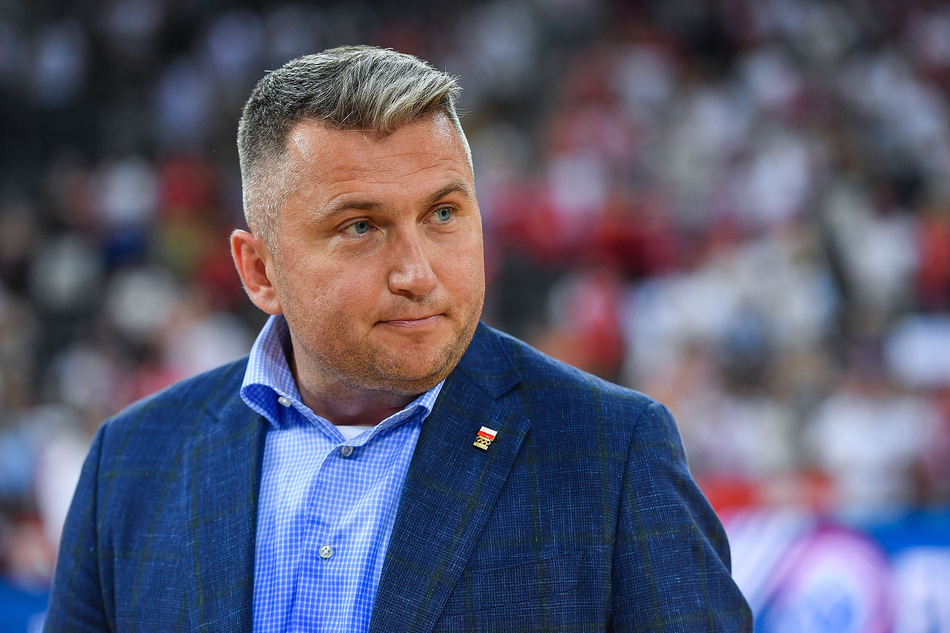 "Gaszenie pożaru benzyną". Prezes MKOl zadziwia w social mediach