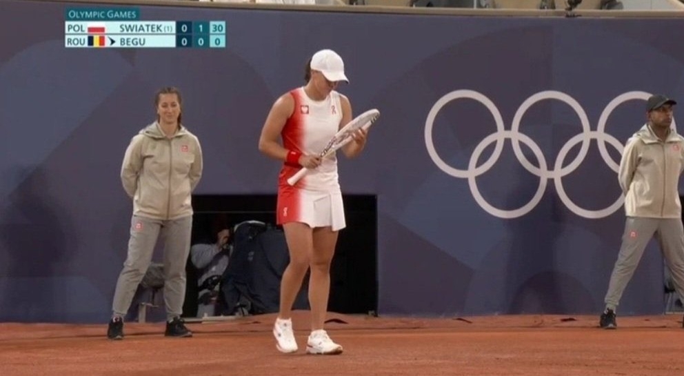 Wyszarpane zwycięstwo Świątek! Rozpoczęła marsz po złoto olimpijskie [WIDEO]
