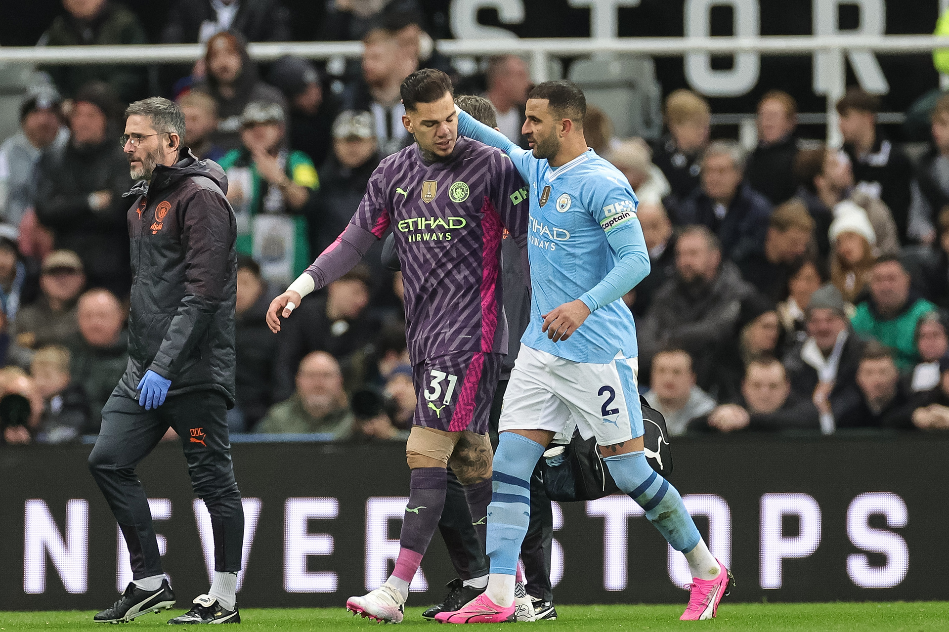 Jest chętny na Walkera. Słynny klub chce piłkarza Manchesteru City