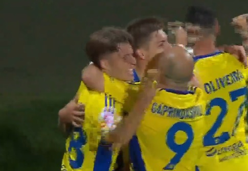 Emocje do samego końca. Arcyważne zwycięstwo Arki [WIDEO]