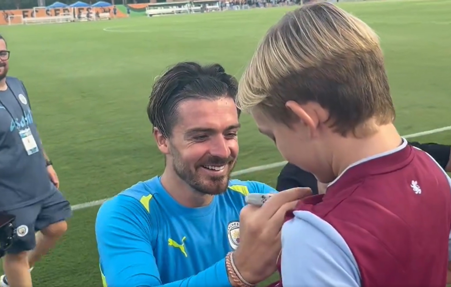 "Jednak nadal mnie lubisz?". Nawet Grealish był zdziwiony [WIDEO]