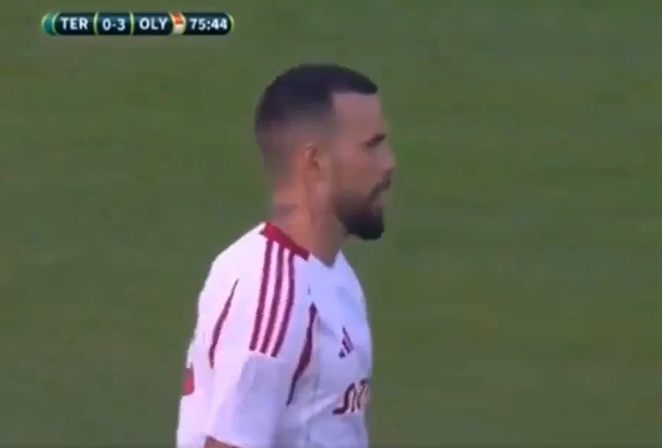 Velde już strzela! Wymarzony początek w Olympiakosie [WIDEO]