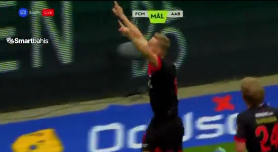 Piękny gol Buksy! Idealny start w nowym klubie [WIDEO]