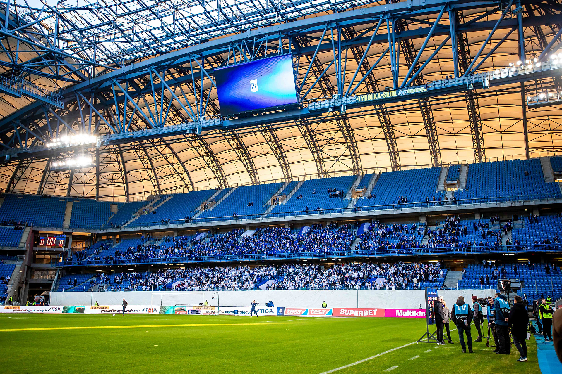 Wymowny transparent kibiców Lecha. W tle afera z Babiarzem [ZDJĘCIE]