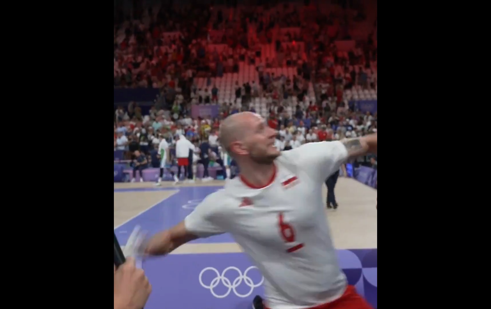 Klątwa Polaków zażegnana! Kurek odpędził zły los [WIDEO]