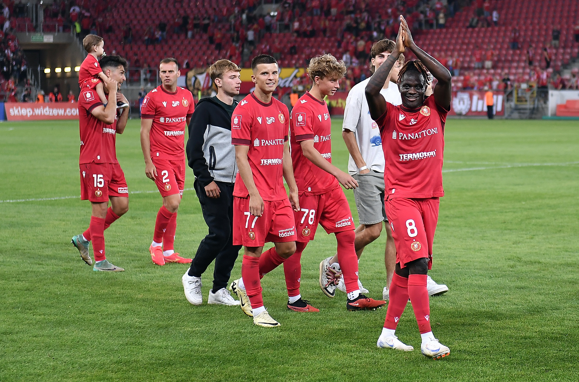 Widzew wbił szpilkę Cracovii. Celniej się nie dało [ZDJĘCIE]