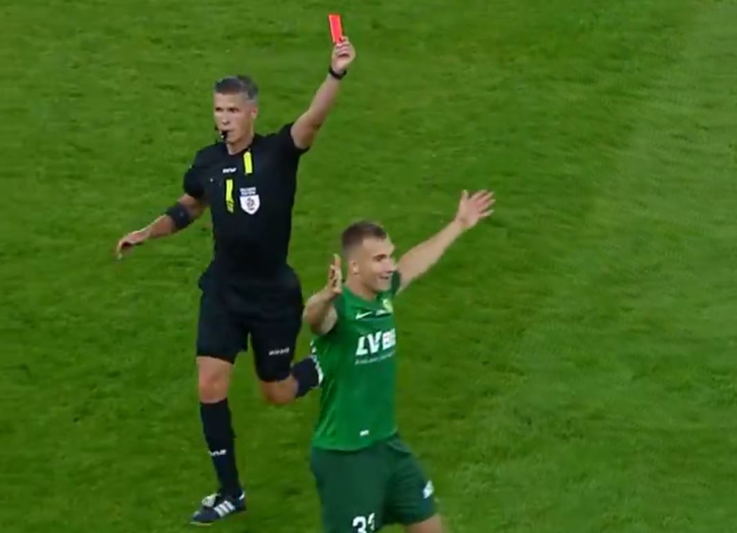 Wielkie kontrowersje w meczu Ekstraklasy! Widzew grał w dziesiątkę, Śląsk nie dostał karnego [WIDEO]
