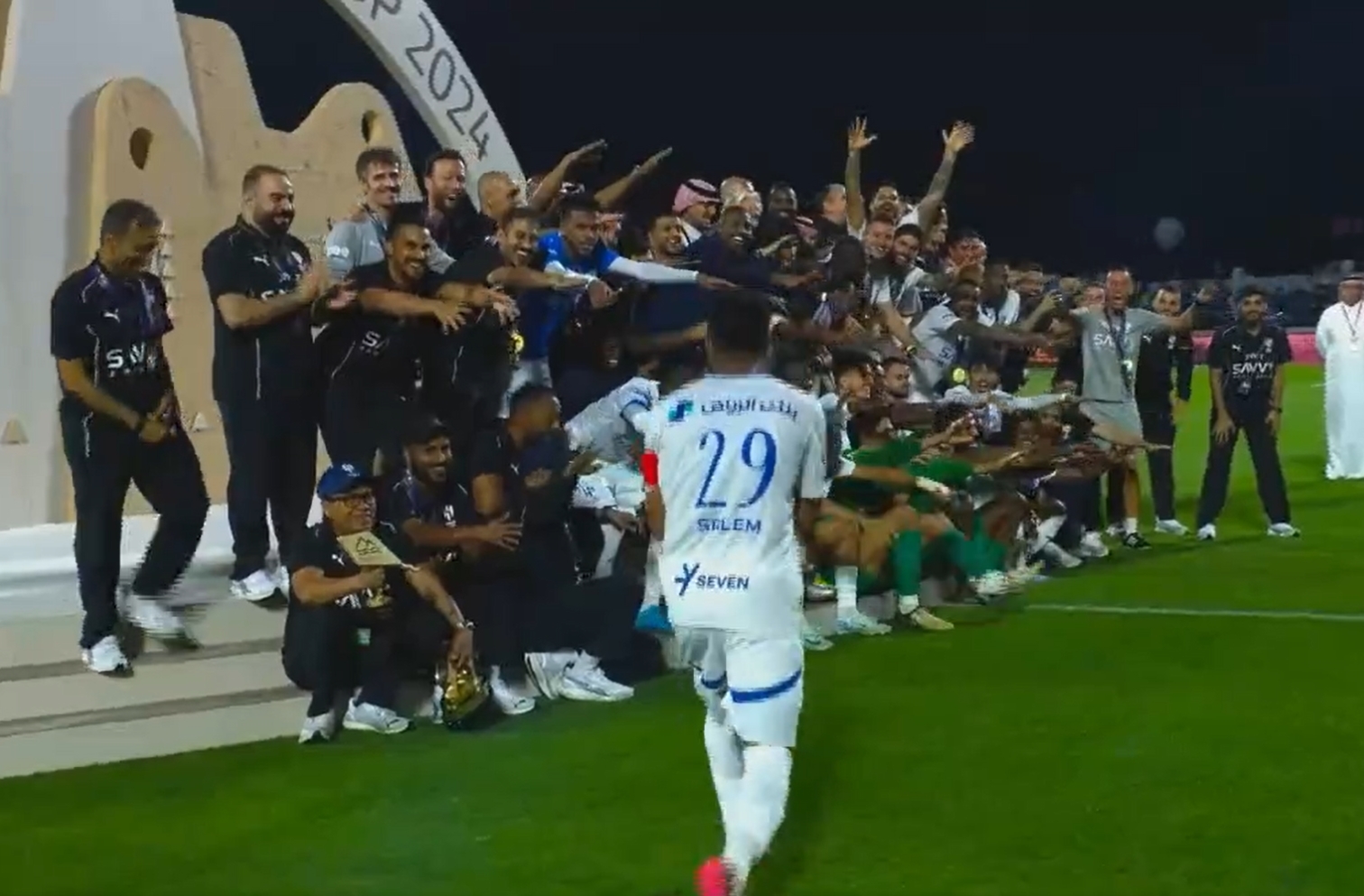 Zaczął naśladować Messiego. Szpilka w Ronaldo po triumfie [WIDEO]