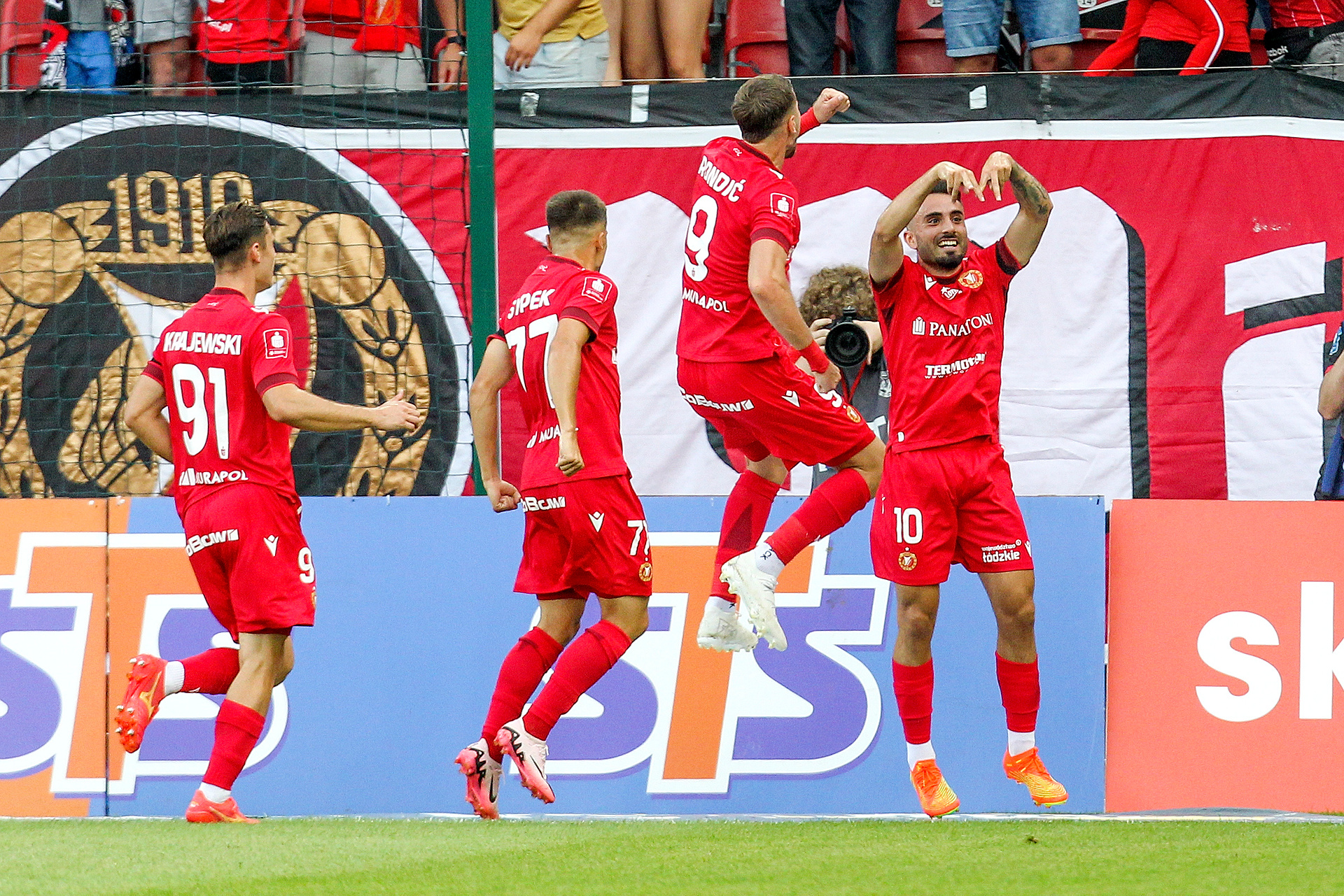 Widzew Łódź - Piast Gliwice gdzie oglądać? Stream online i transmisja na żywo w TV z Ekstraklasy (21.09.2024)