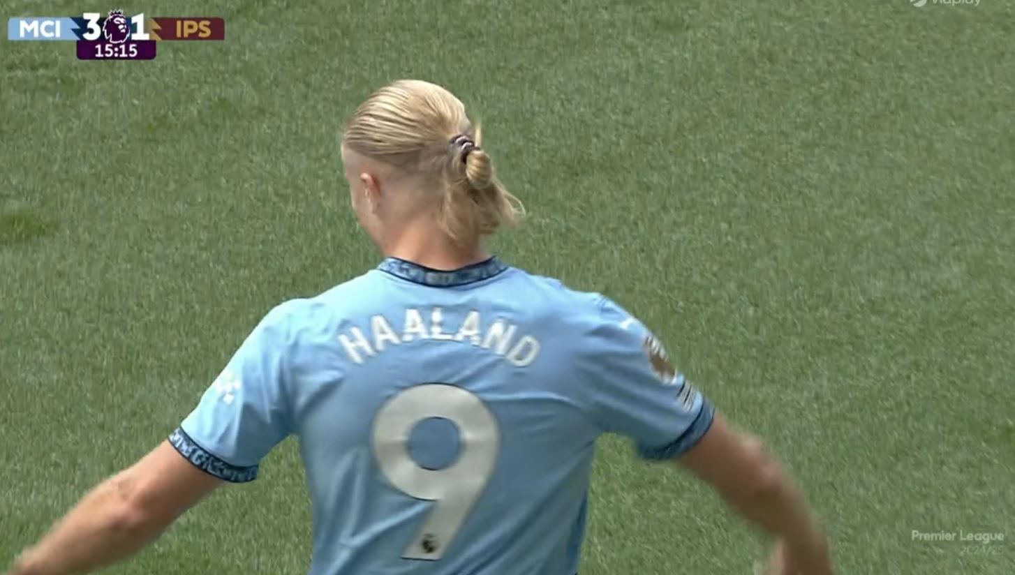 Trzy gole City w trzy minuty! Fatalny błąd bramkarza i hat-trick Haalanda [WIDEO]