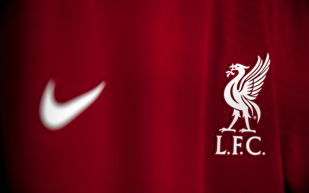 Najcenniejszy piłkarz Liverpoolu może odejść za darmo. Szepty gwiazdy, pożar w gabinetach