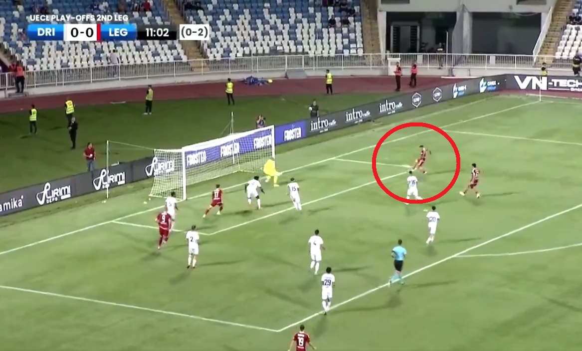 To musiał być gol! Koszmarne pudło Wszołka [WIDEO]