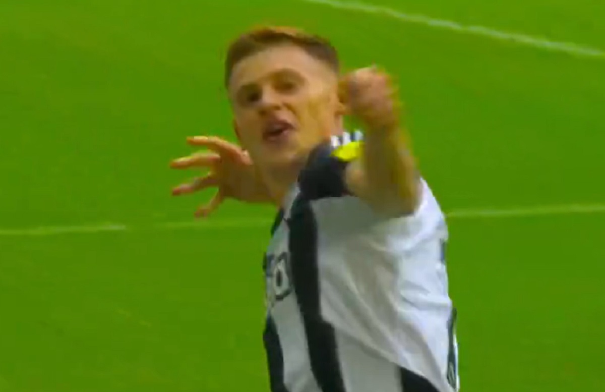 Hit Premier League dla Newcastle. "Sroki" zdobyły ważne trzy punkty [WIDEO]