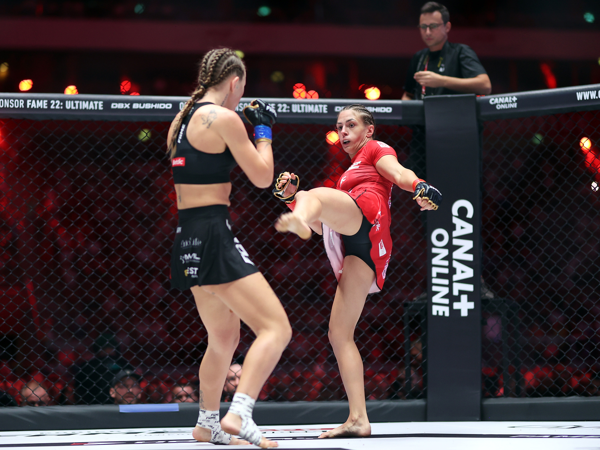 "Żenująca i śmieszna". Była rywalka przejechała się po bohaterce Fame MMA 22