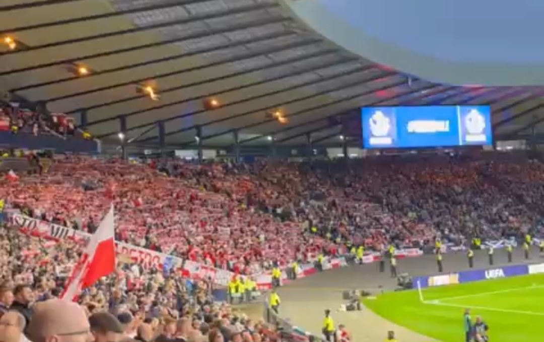 Polacy opanowali Hampden Park! Sceny na stadionie w Szkocji [WIDEO]