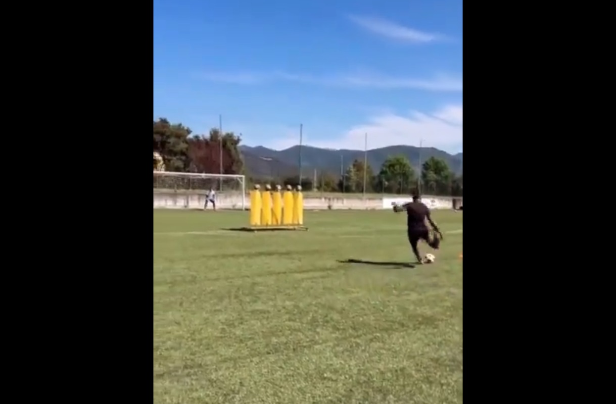Laserowa precyzja Balotellego. Nadal to ma [WIDEO]