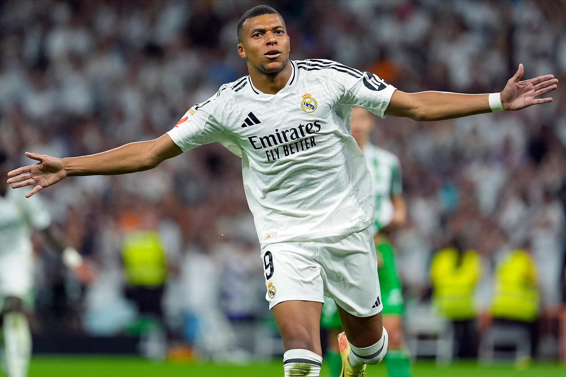 Mbappe wygrał z PSG! Były klub musi zapłacić mu fortunę