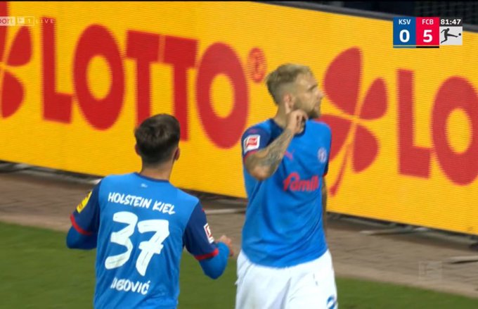 Asysta Puchacza z Bayernem! Brutalna porażka ekipy Polaka, hat-trick Kane'a [WIDEO]