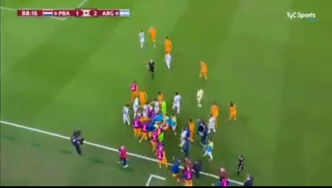 Argentyńczyk wreszcie się przyznał. Zrobił to specjalnie [WIDEO]