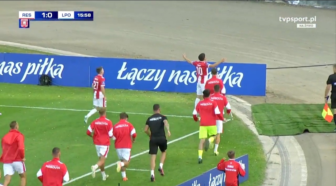 Stadiony świata! Drugoligowiec zaskoczył Lecha [WIDEO]