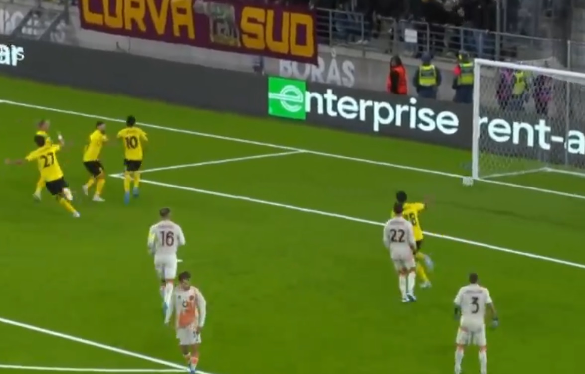 AS Roma tonie. Kompromitacja w Szwecji [WIDEO]