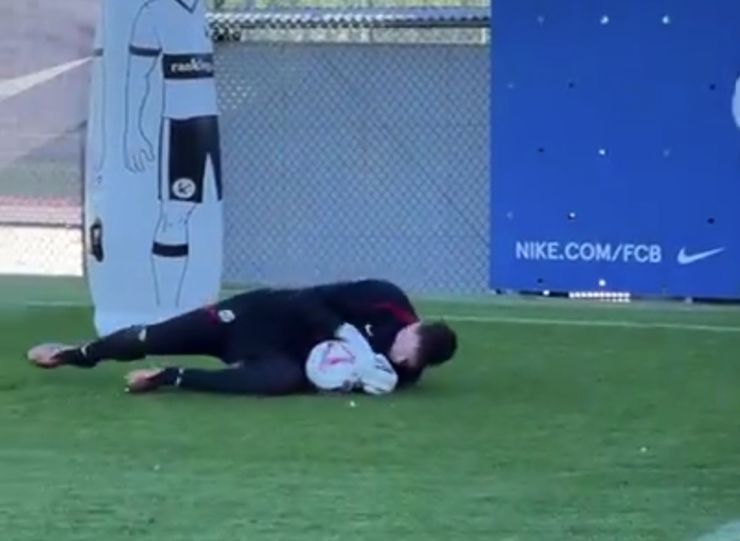 Tak Szczęsny trenuje w Barcelonie. Klub wszystko ujawnił [WIDEO]