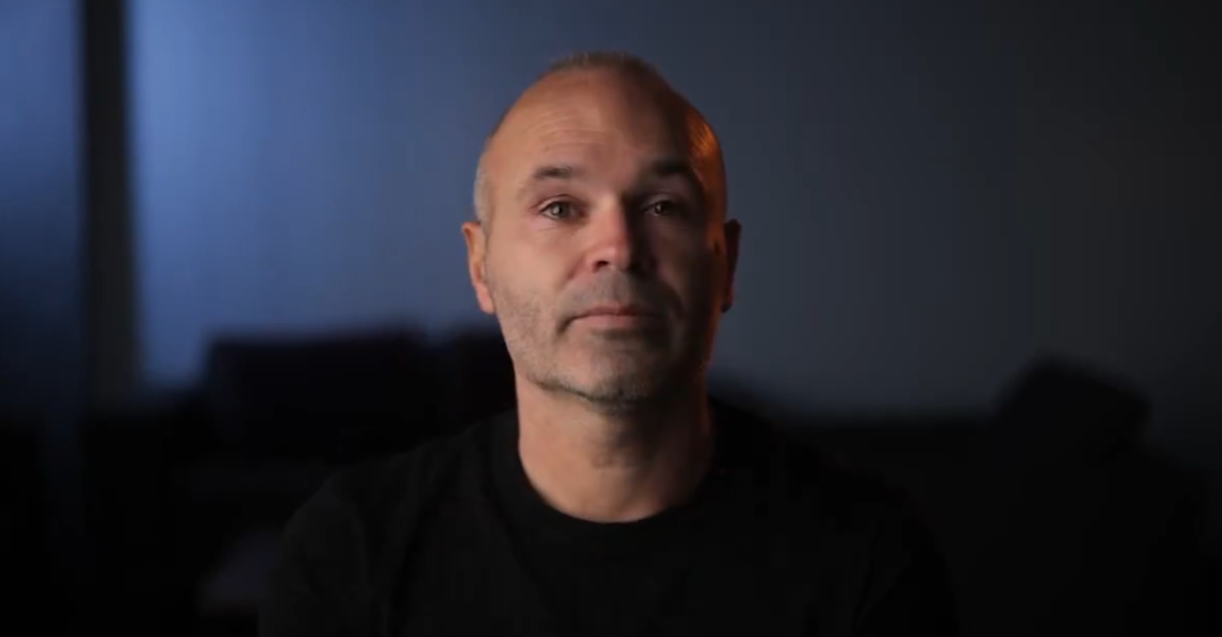 Legenda potwierdza zakończenie kariery. Znany piłkarz nie mógł powstrzymać łez [WIDEO]