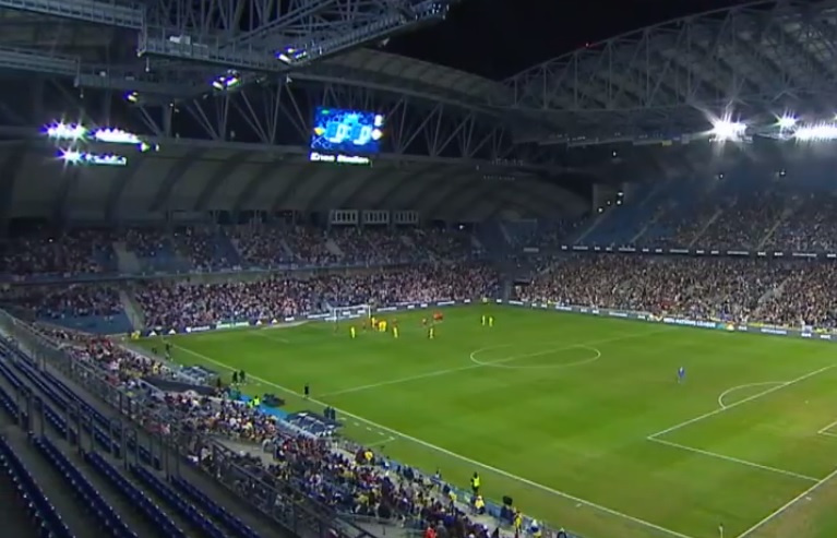Awaria na stadionie Lecha. Mecz Ukrainy przerwany [WIDEO]
