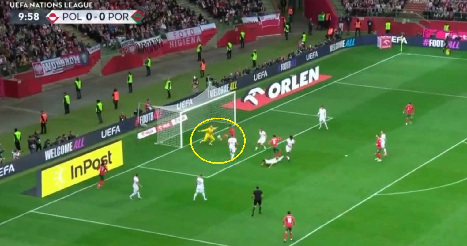 Ronaldo nie trafił z dwóch metrów! Ależ szczęście Polaków! [WIDEO]