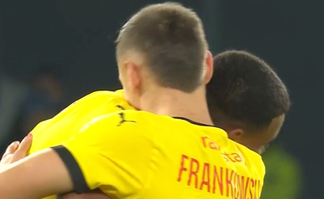 Kapitalny gol Frankowskiego! Przymierzył z dystansu [WIDEO]
