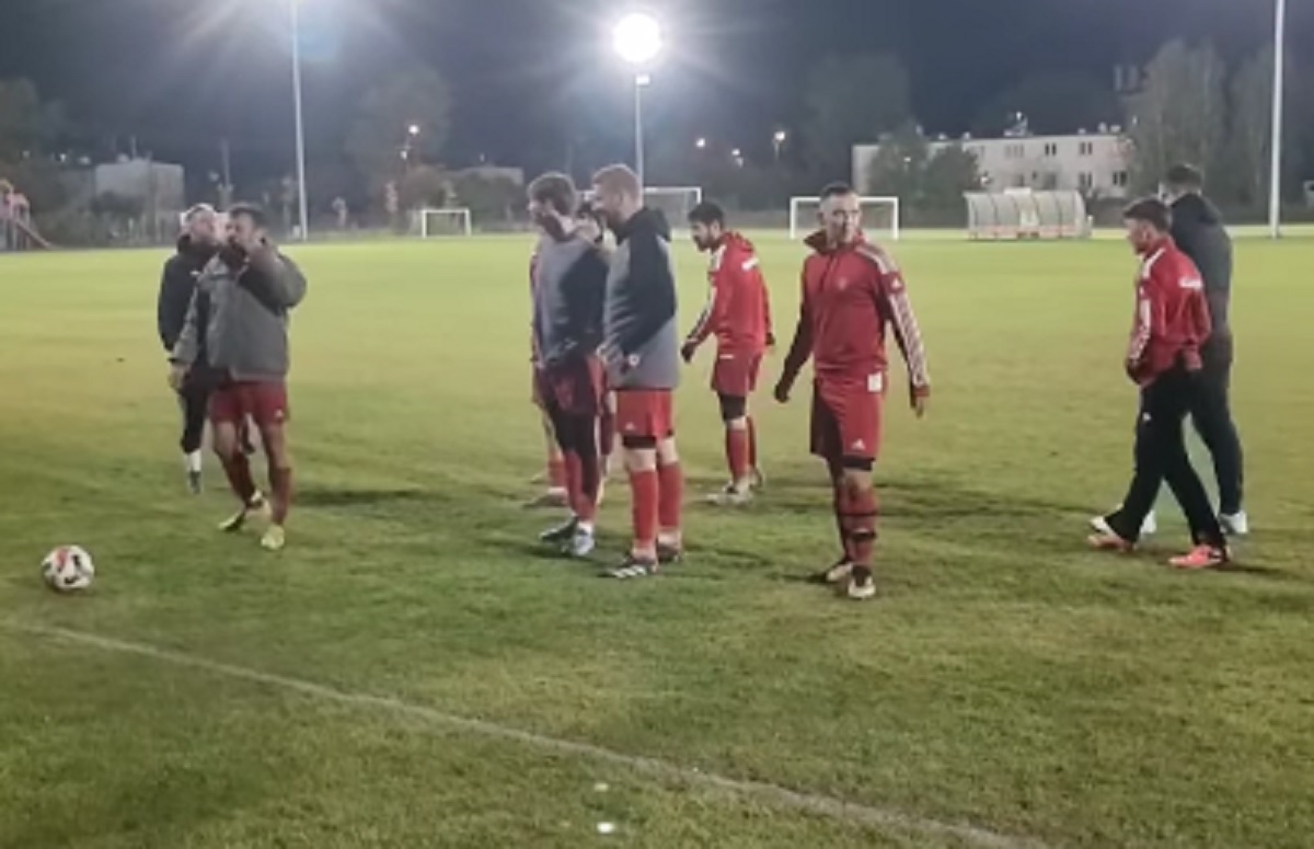 Afera w trakcie meczu B-Klasy. Arbiter nie wyszedł na drugą połowę