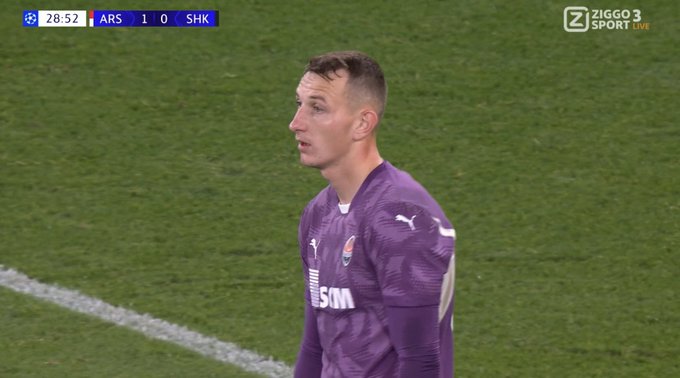 Samobój, kontuzja gwiazdy, zmarnowany karny! Szalone zwycięstwo Arsenalu [WIDEO]