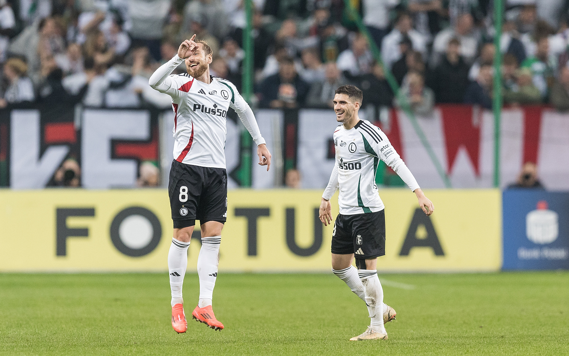 Zagłębie Lubin - Legia Warszawa gdzie oglądać? Transmisja na żywo w TV i stream online (08.12.2024)