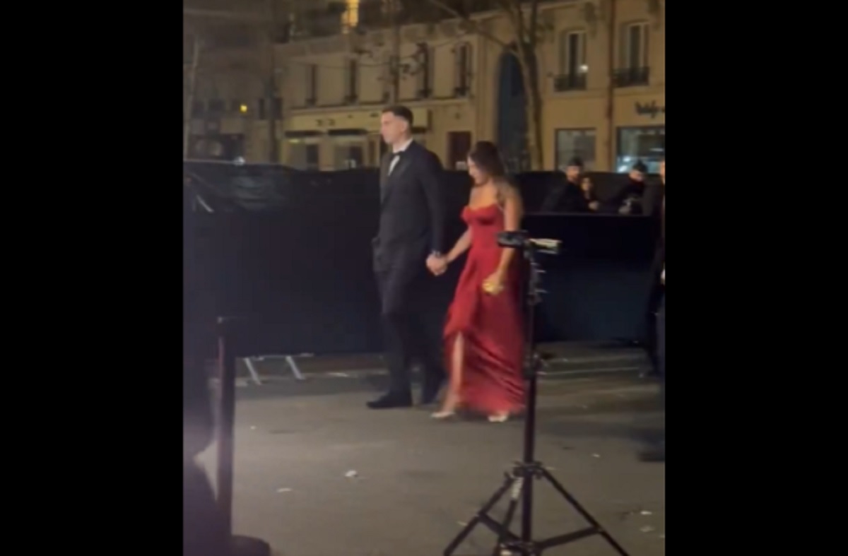 Został wybuczany przez kibiców. Chwilę później sięgnął po nagrodę [WIDEO]