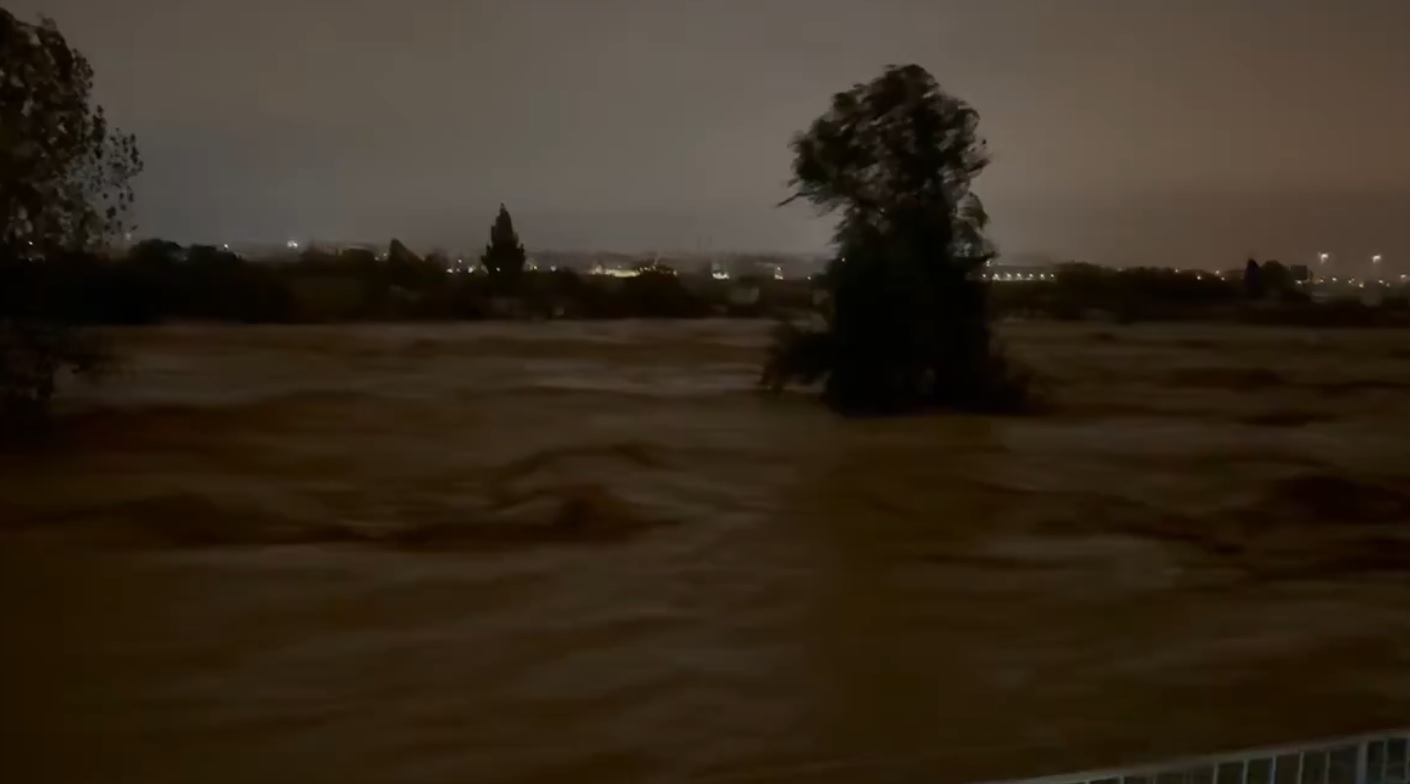 Koszmar w Hiszpanii trwa. Nie ma kontaktu z dwoma piłkarzami, głośny apel trenera