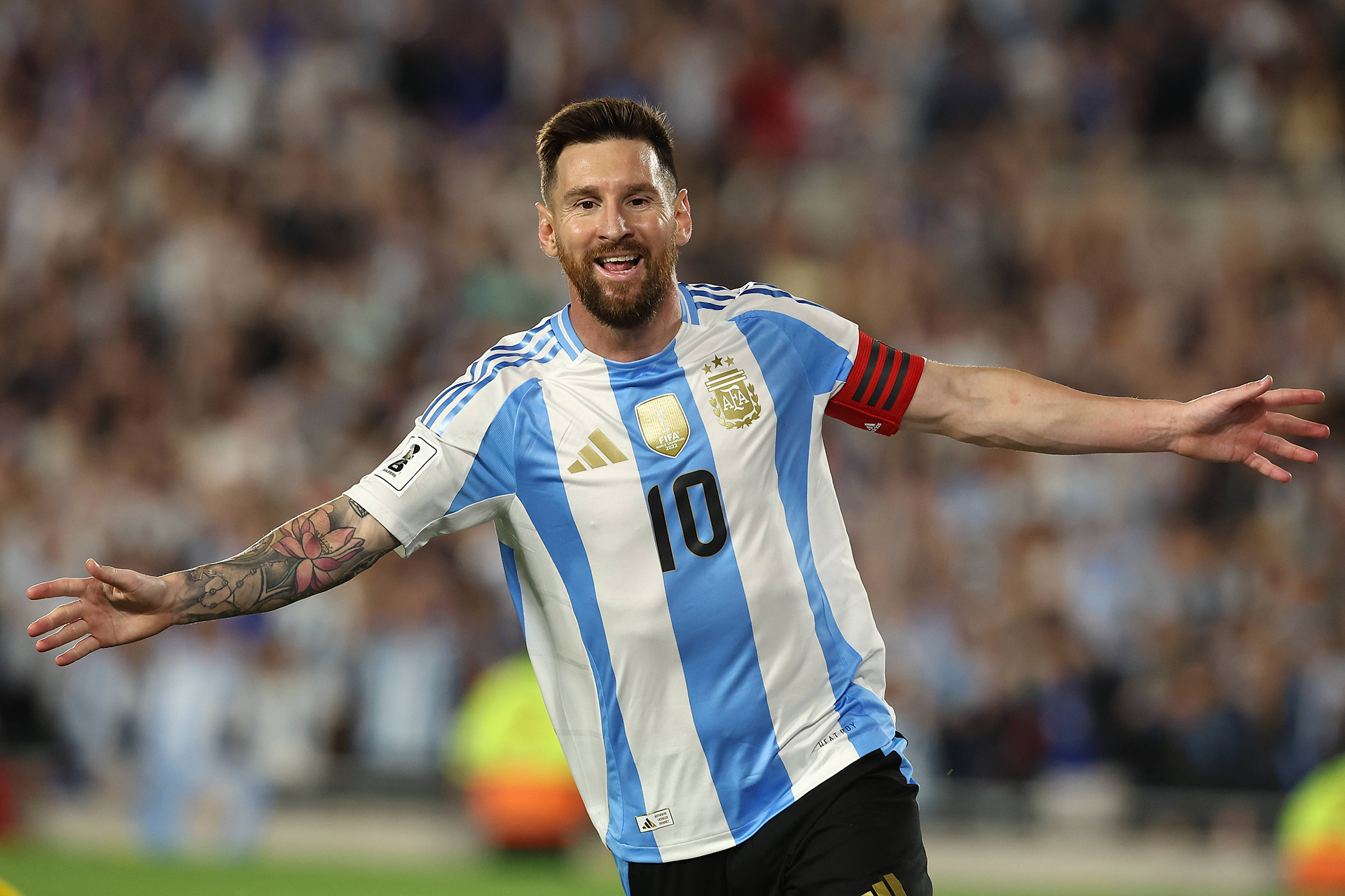 Messi chce wrócić do Barcelony. Wychwala drużynę Flicka. "Jest spektakularna"