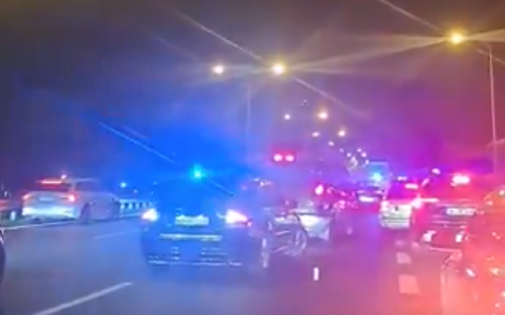 Zadyma na autostradzie! Starcie kiboli Legii i Widzewa [WIDEO]